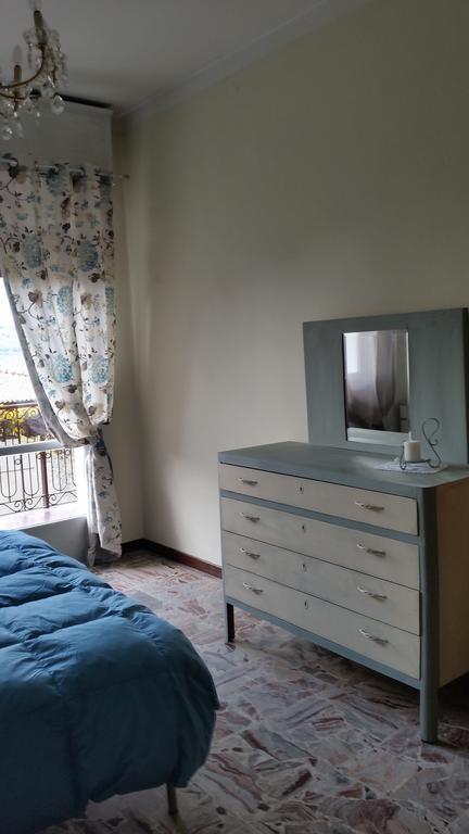 Apartment Iseo Lake Sale Marasino Camera foto