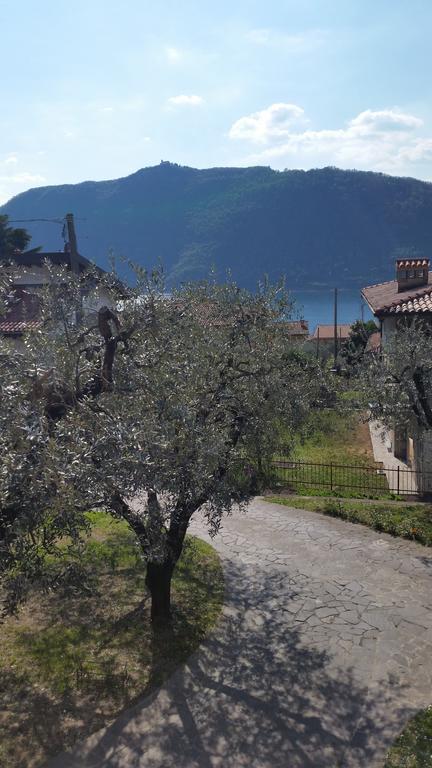 Apartment Iseo Lake Sale Marasino Camera foto